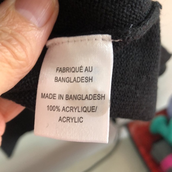 Women’s Black V Neck  Asymmetrical Soft Pullover Tunic size S/M - Picture 11 of 13